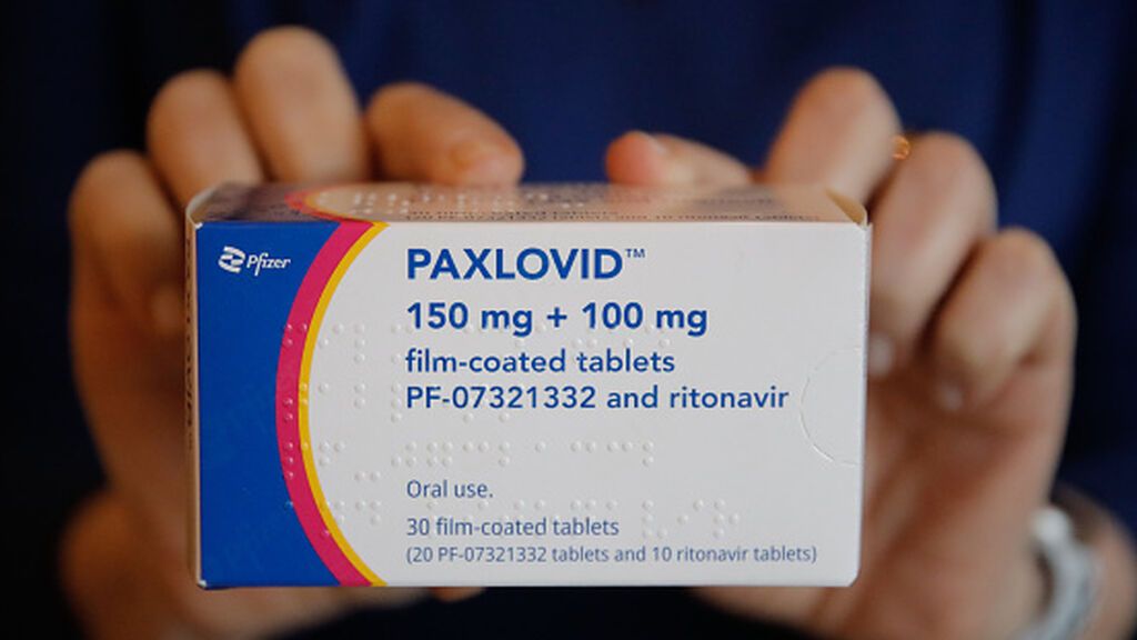 Paxlovid ya está disponible en España: 30 pastillas en cinco días para curar a positivos de riesgo