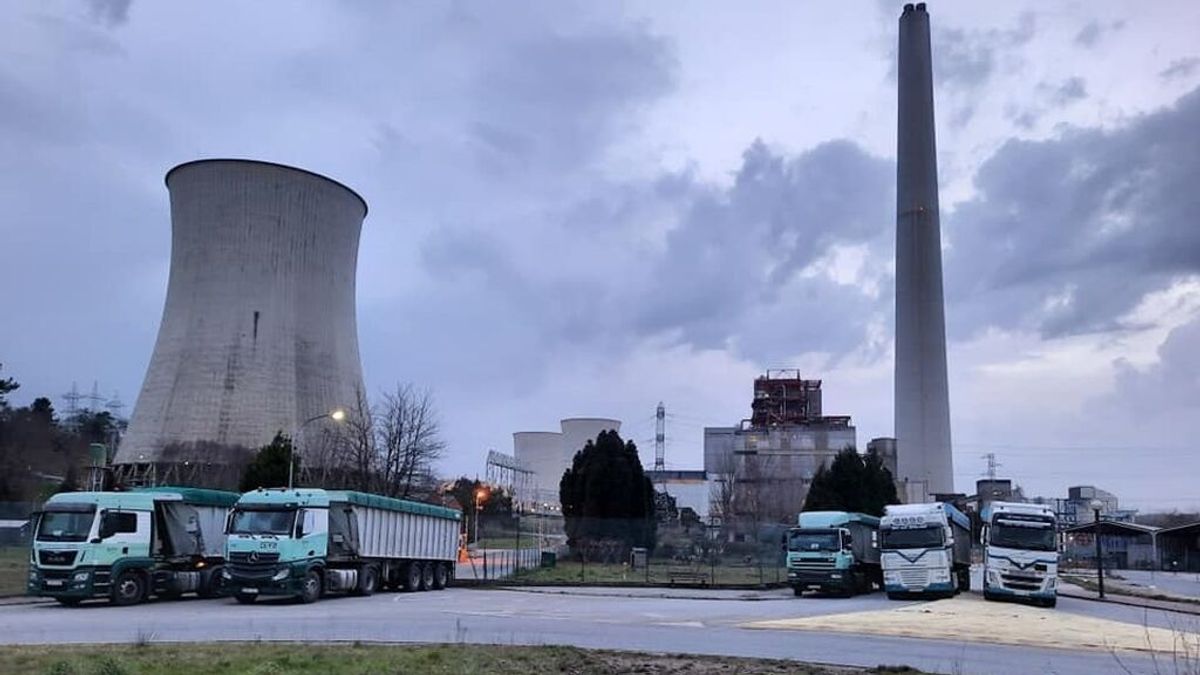 La central térmica de As Pontes se queda sin carbón a causa del paro del transporte La central térmica de As Pontes se queda sin carbón a causa del paro del transporte