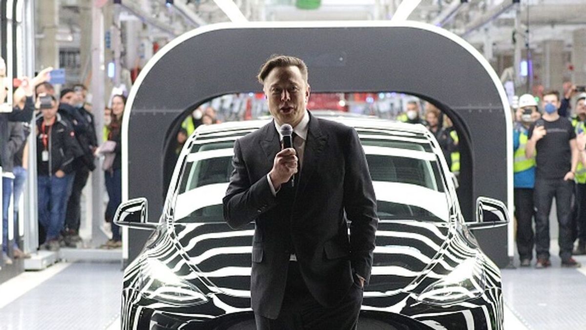 Tesla enseña el camino a Alemania para hacer coches... eléctricos