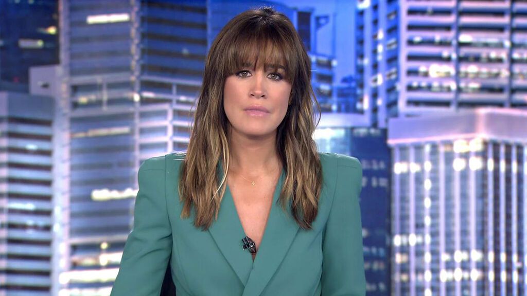 Con Isabel Jiménez Informativos Telecinco 2022 Noche 25/03/2022