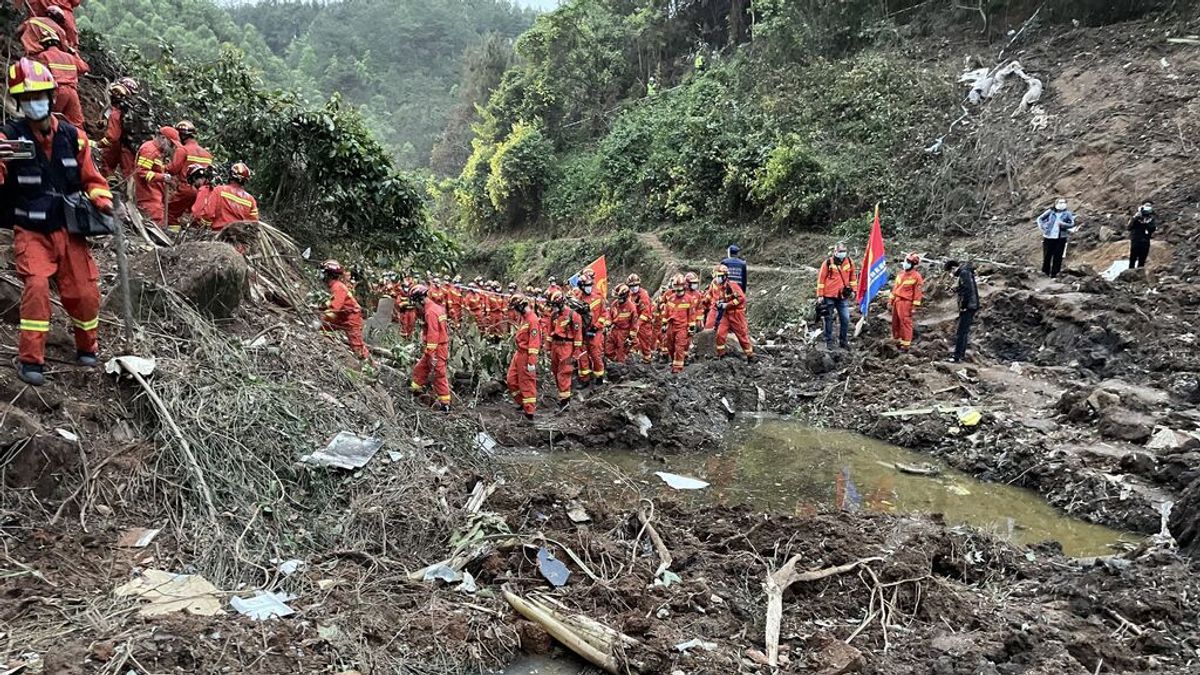 Identificados 120 pasajeros muertos en el accidente del avión en el sur de China