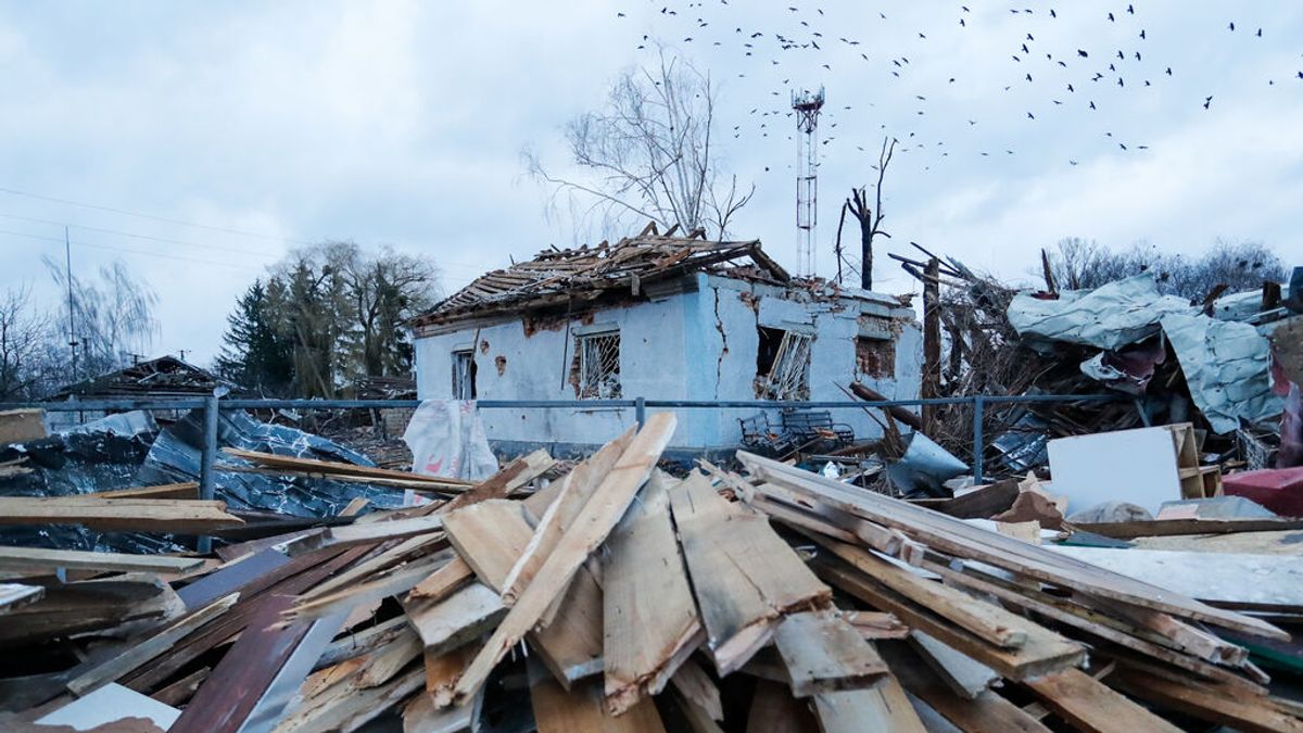 Restos de una casa en Makarov, muy cerca de Kiev Restos de una casa en Makarov, muy cerca de Kiev