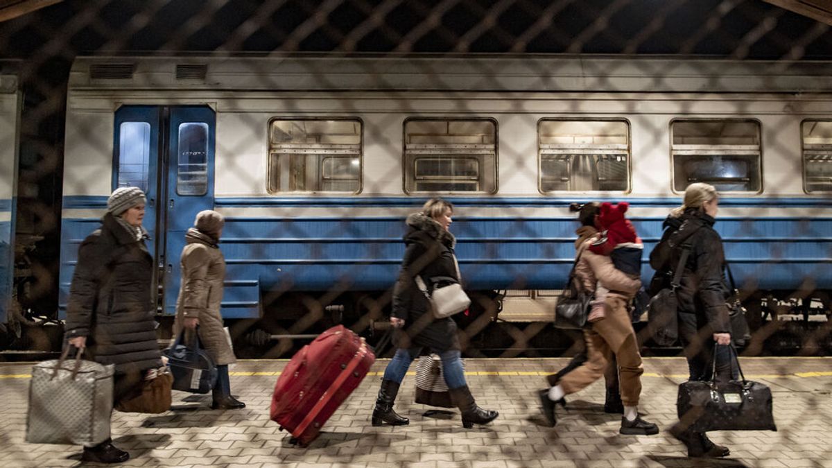 EuropaPress_4330613_20_march_2022_poland_przemysl_women_and_children_who_have_fled_the_war_in EuropaPress_4330613_20_march_2022_poland_przemysl_women_and_children_who_have_fled_the_war_in