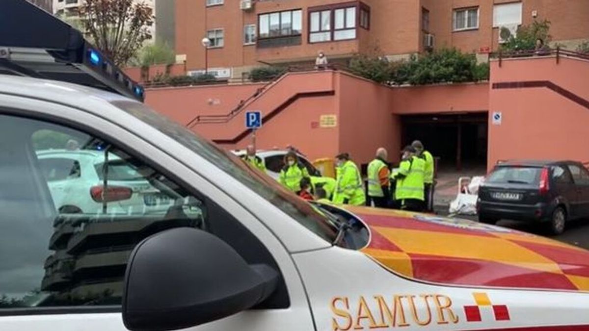 Una mujer de 35 años muere atropellada por su propio coche en Madrid cuando iba a acceder a su vivienda