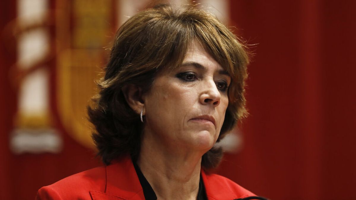Delgado decide este lunes si manda el contrato del hermano de Ayuso a la Fiscalía Europea Delgado decide este lunes si manda el contrato del hermano de Ayuso a la Fiscalía Europea