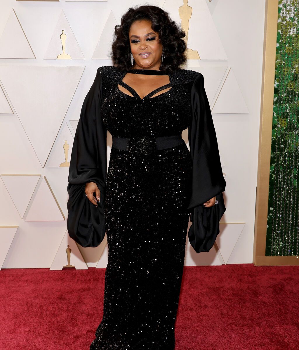 Jill Scott posa en la alfombra roja de los Premios Oscar 2022