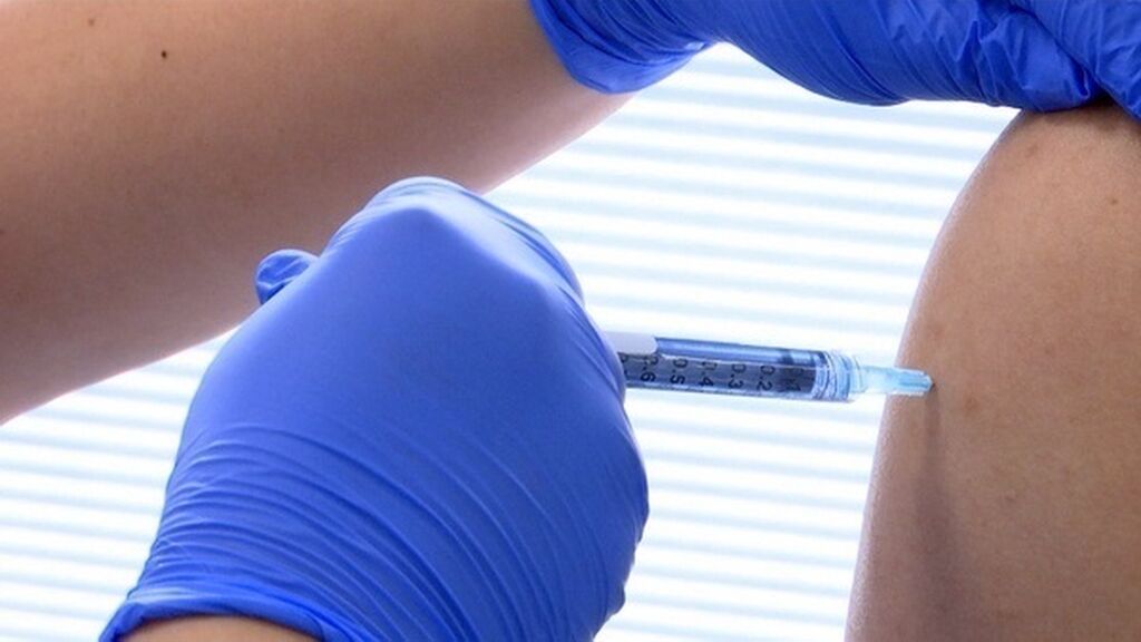 Novavax evalúa la eficacia de su vacuna como refuerzo en dos nuevos ensayos