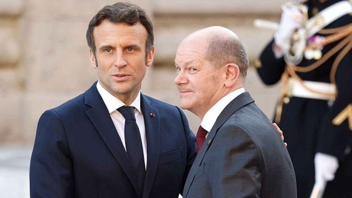 Scholz y Macron matizan a Biden y aseguran que la OTAN no quiere un "cambio de régimen" en Rusia Scholz y Macron matizan a Biden y aseguran que la OTAN no quiere un "cambio de régimen" en Rusia