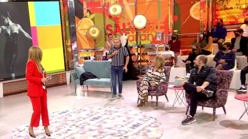 El divertido zasca de Belén Esteban a Jorge Javier en su primer día como presentadora: "Hoy soy yo la dueña del cortijo"