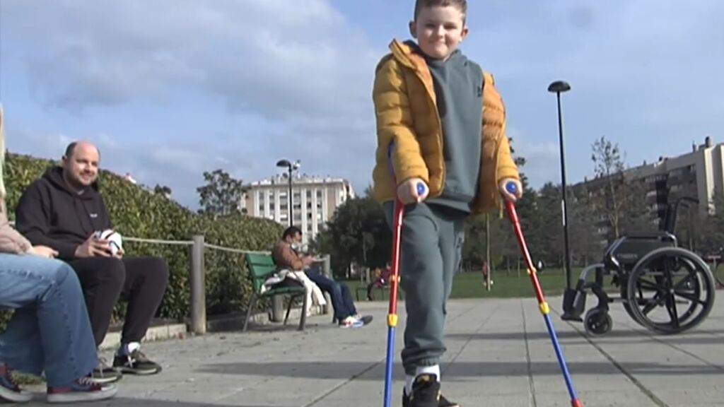 Kostya, un niño ucraniano con cáncer, llega a España: "Está en buenas manos"