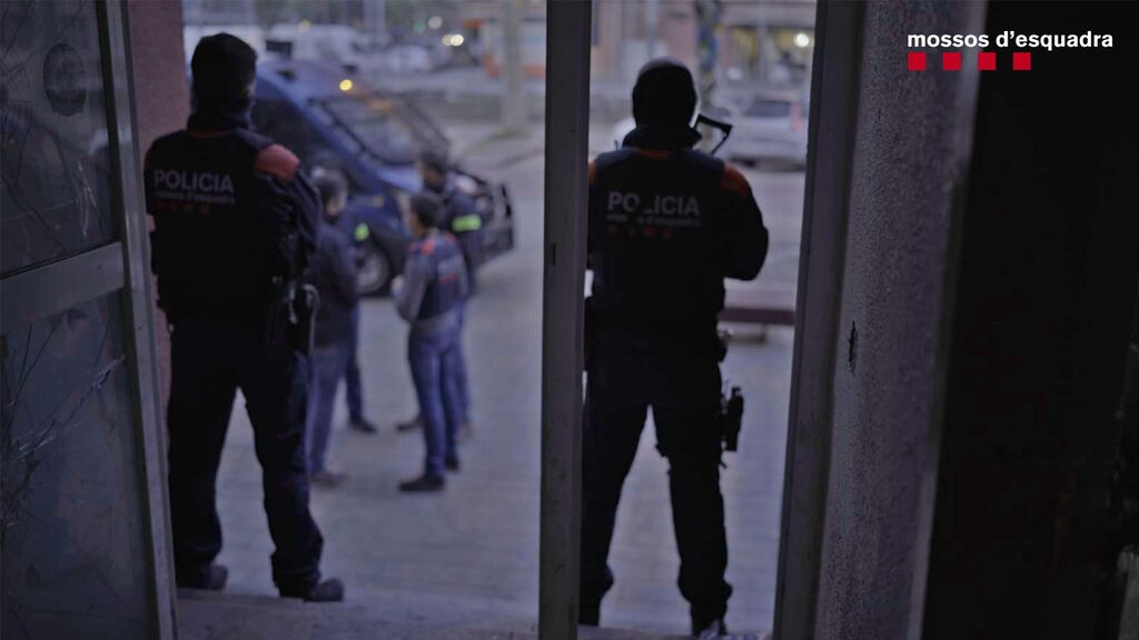 Macrooperación antidroga con 350 policías en Barcelona y Sant Adrià del Besòs