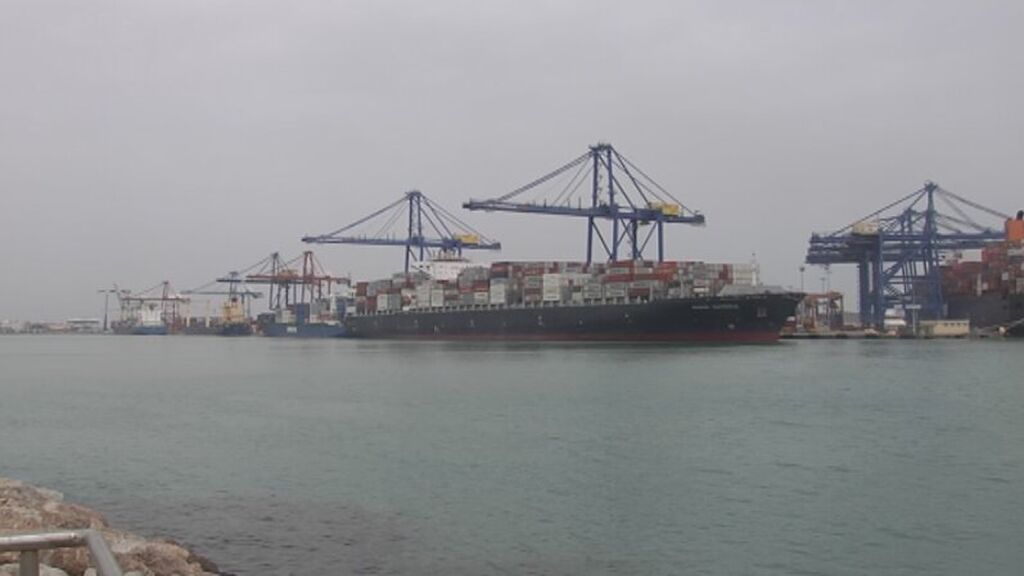 Barcos encallados en Valencia