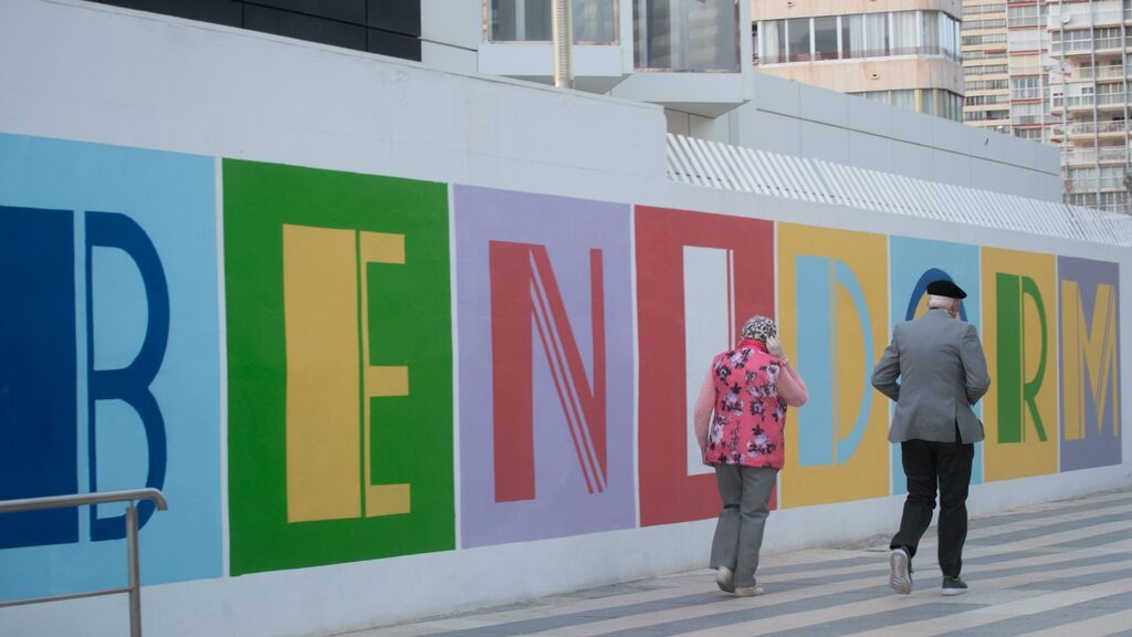 letrero benidorm