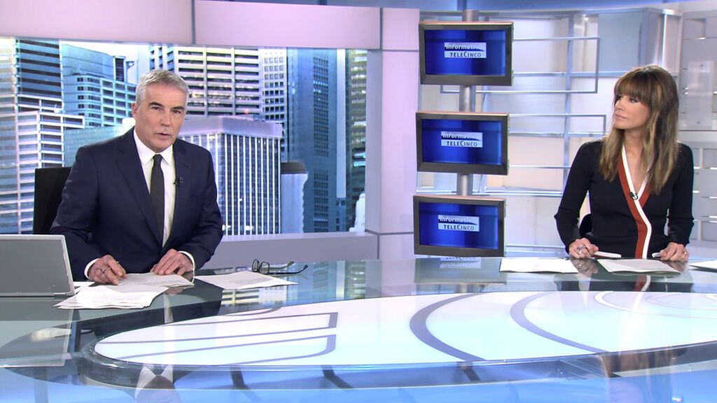 Con David Cantero e Isabel Jiménez Informativos Telecinco 2022 Mediodía 30/03/2022