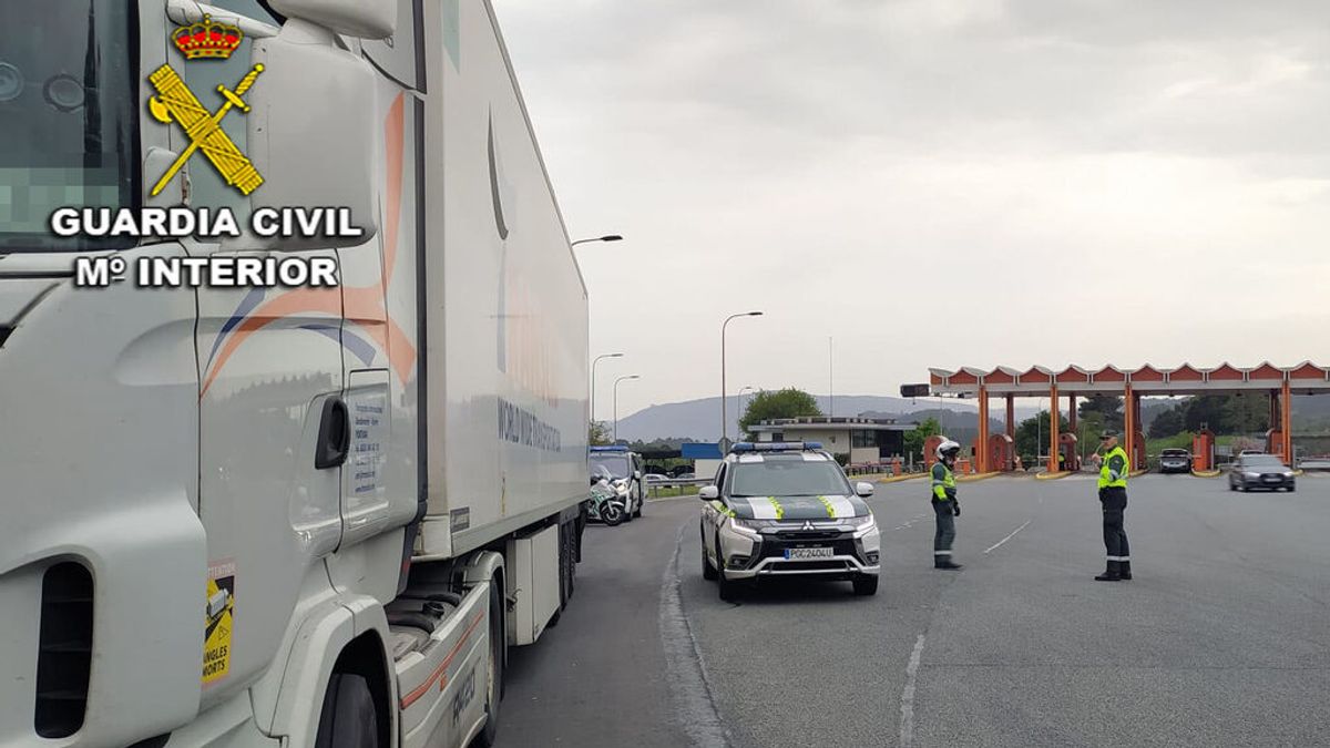El camión fue interceptado en la AP-9 a la altura de Vilaboa, en Pontevedra El camión fue interceptado en la AP-9 a la altura de Vilaboa, en Pontevedra