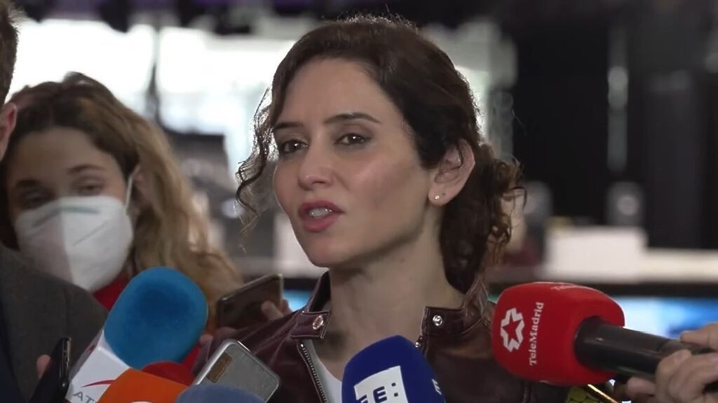 Ayuso tiene sensación de indefensión ante la "guerra de fiscalías" por el contrato de su hermano