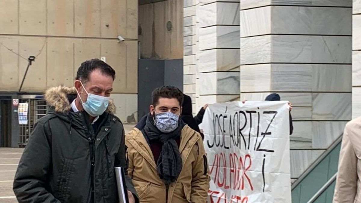 El Supremo decreta 14 años de cárcel para el exlíder de Vox en Lleida por abusar de personas con discapacidad El Supremo decreta 14 años de cárcel para el exlíder de Vox en Lleida por abusar de personas con discapacidad