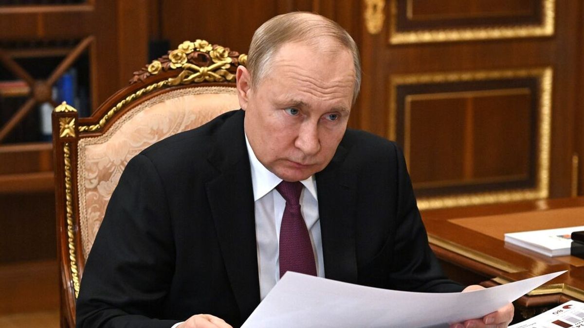 Putin firma un decreto para reclutar a más de 130.000 soldados adicionales en plena guerra con Ucrania Putin firma un decreto para reclutar a más de 130.000 soldados adicionales en plena guerra con Ucrania
