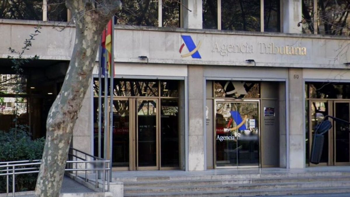 La deuda de la Comunidad Valenciana sube 3.000 millones de euros en 2021 hasta 53.820 La deuda de la Comunidad Valenciana sube 3.000 millones de euros en 2021 hasta 53.820