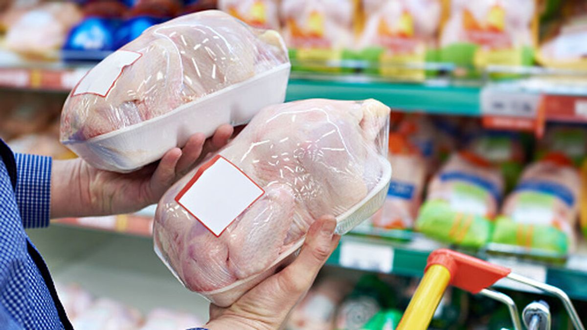 El precio del kilo del pollo aumenta un 12% en los últimos siete días.