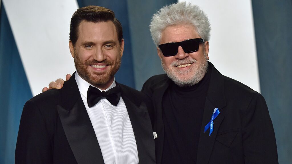 Pedro Almodóvar y Edgar Ramírez en los Oscar 2022