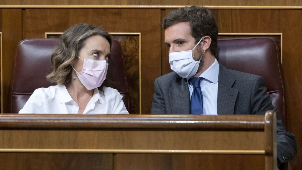 Gamarra coincidió ayer con Casado tras ser confirmada como secretaria general