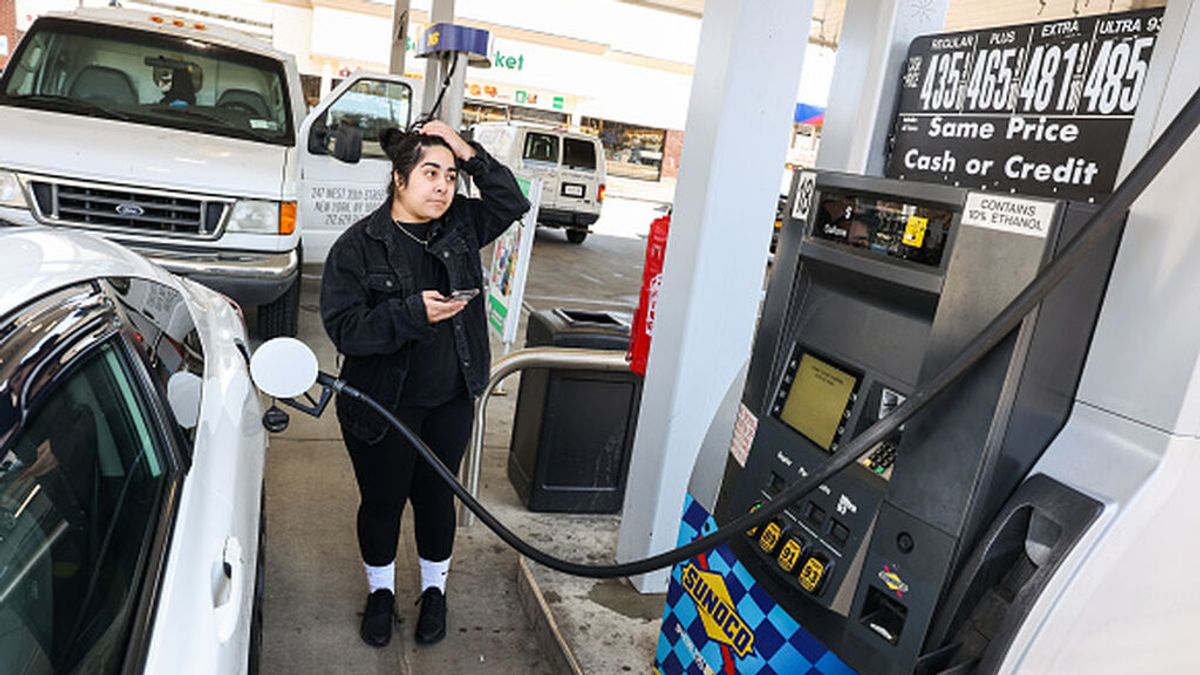 Biden anuncia este jueves que libera reservas estratégicas de petróleo para combatir la inflación Biden anuncia este jueves que libera reservas estratégicas de petróleo para combatir la inflación