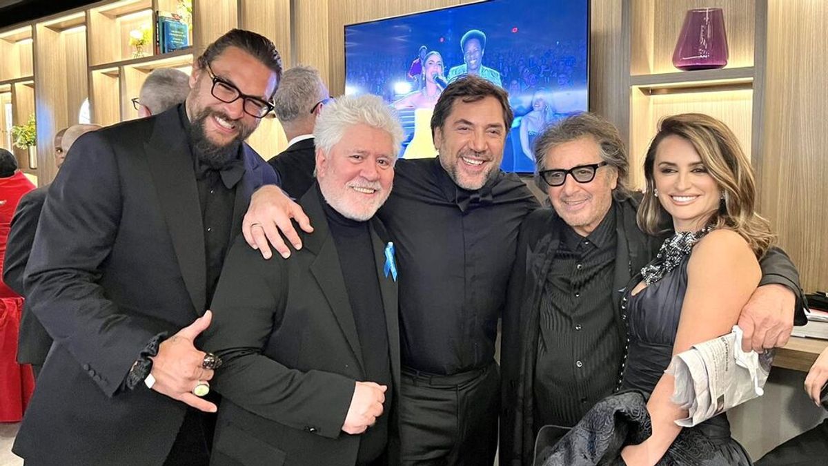 “Tú Al Pacino, yo Al Modovar”: la broma que Almodóvar gastó a Al Pacino y que hizo reír a Javier Bardem