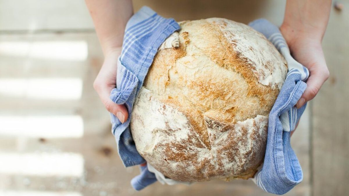 ¿Engorda más la miga de pan o la corteza? Despejamos la eterna duda