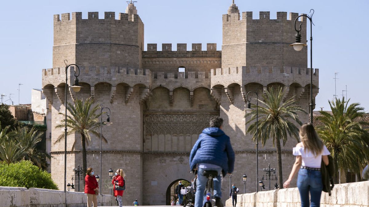 Valencia ofrece rutas turísticas para personas con TEA en el Día Mundial del Autismo Valencia ofrece rutas turísticas para personas con TEA en el Día Mundial del Autismo