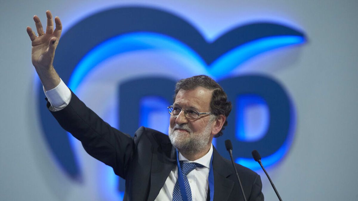 Rajoy pide "unidad" al PP en torno a Feijóo, valora la "entrega" de Casado y pide "no prescindir de nadie" Rajoy pide "unidad" al PP en torno a Feijóo, valora la "entrega" de Casado y pide "no prescindir de nadie"