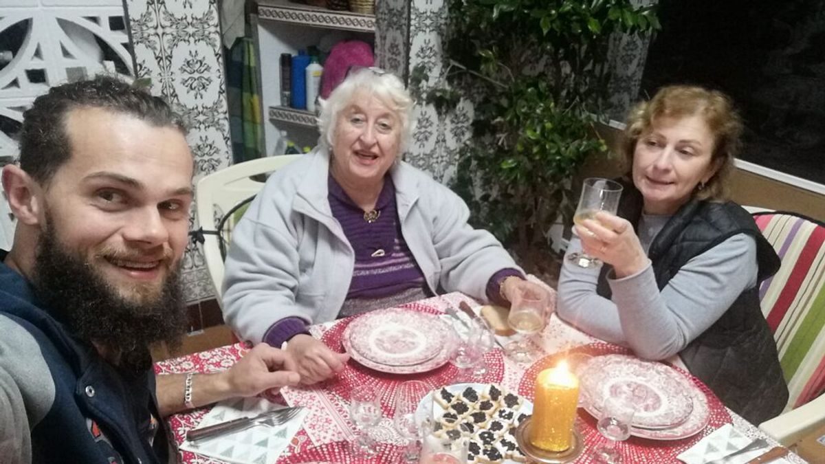 Un puente directo une Algeciras con Ucrania: la entrañable historia de una maestra de escuela jubilada