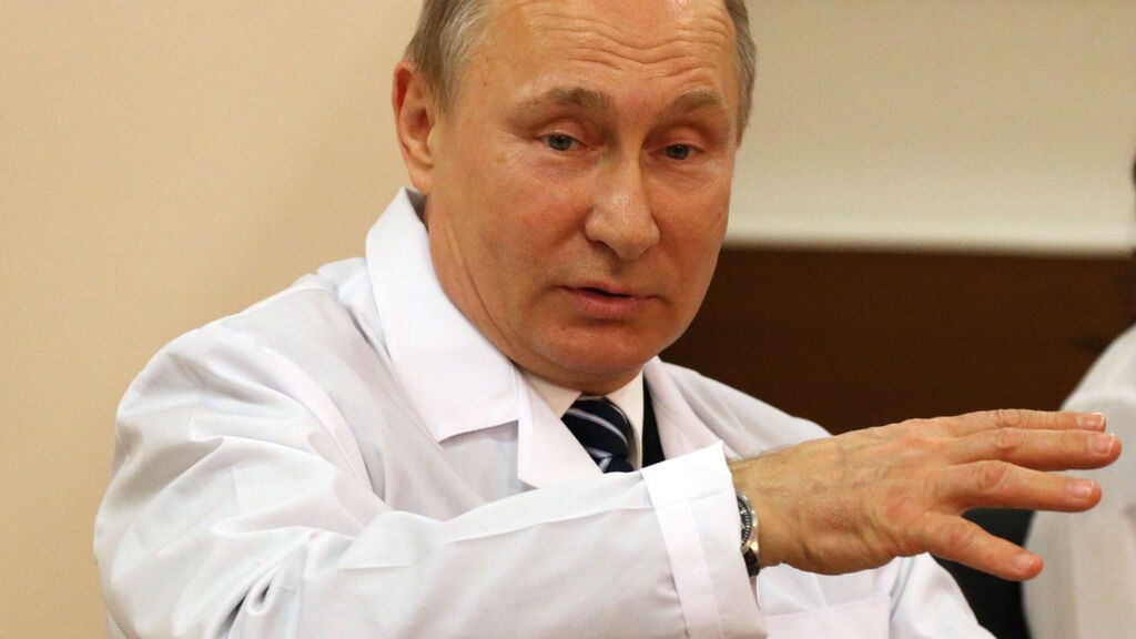 Putin fue visitado 35 veces por un especialista en cáncer de tiroides, según un medio independiente ruso