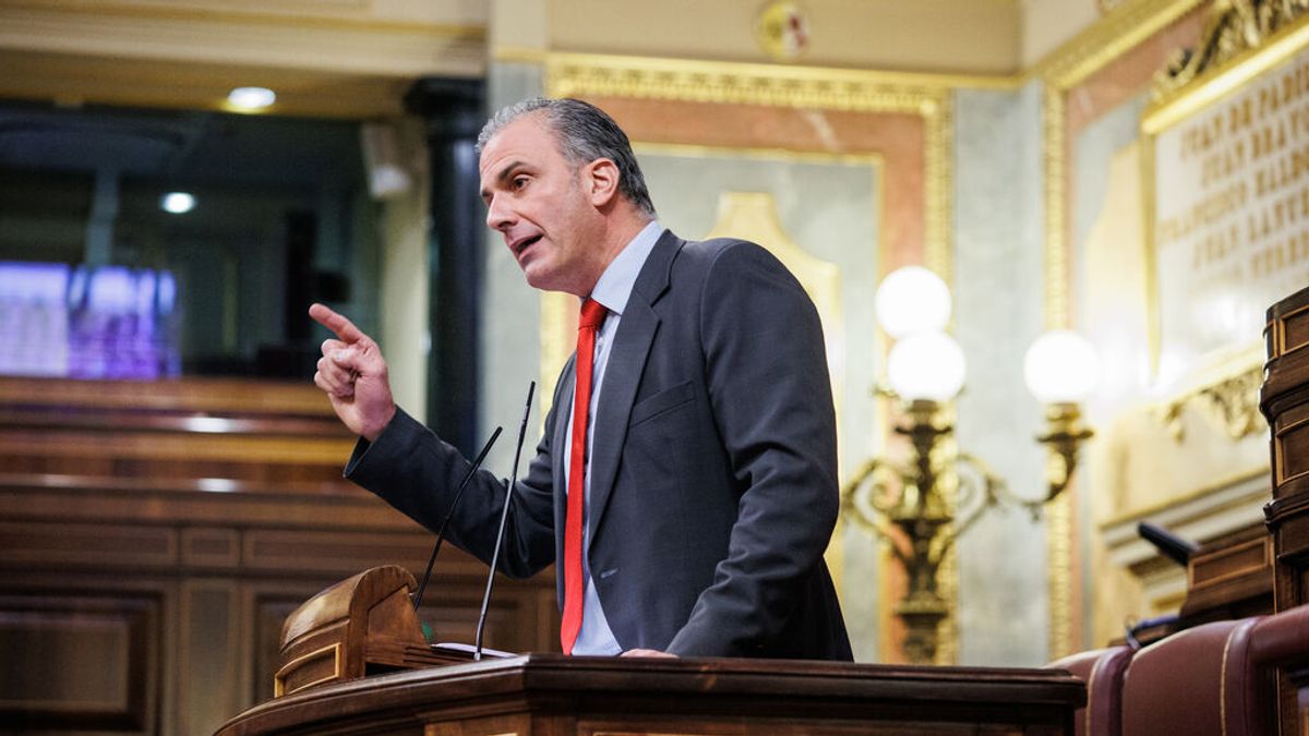 Ortega Smith avisa de que asiste al acto de la UCM aunque haya sido cancelado Ortega Smith avisa de que asiste al acto de la UCM aunque haya sido cancelado