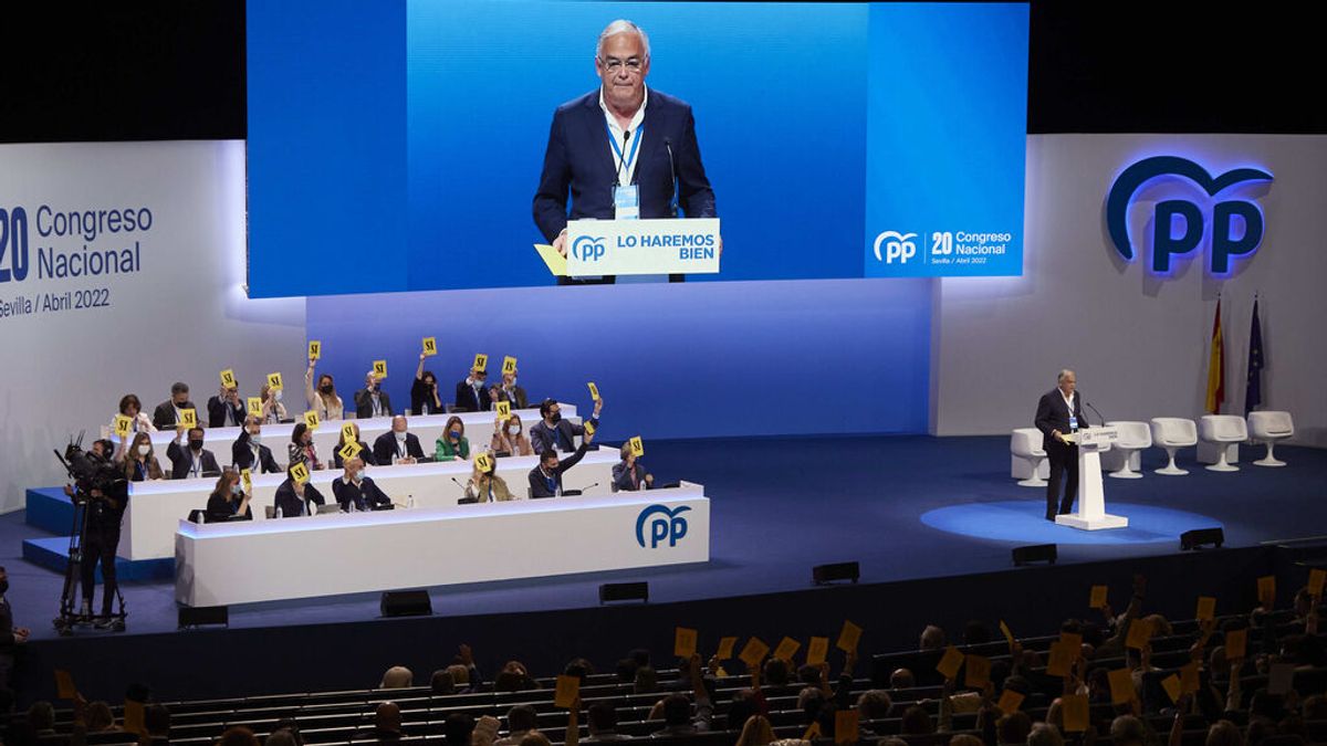 González Pons: "Somos el partido que se renueva sumando y no restando porque no sobra nadie" González Pons: "Somos el partido que se renueva sumando y no restando porque no sobra nadie"