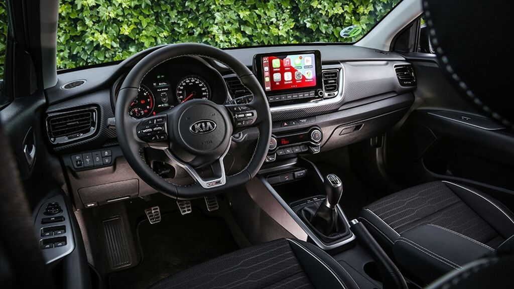 EL INTERIOR DEL STONIC ES MUY ERGONÓMICO FOTO KIA