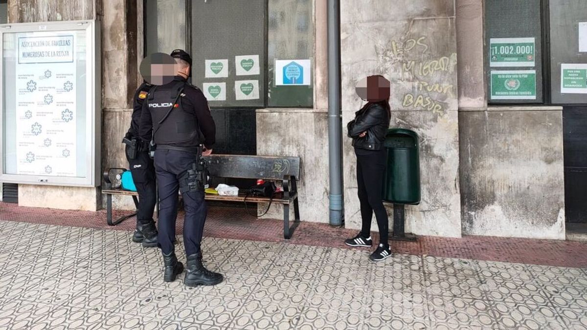 Detenido en Madrid por trata de seres humanos y sustracción de menores procedentes de Ucrania Detenido en Madrid por trata de seres humanos y sustracción de menores procedentes de Ucrania