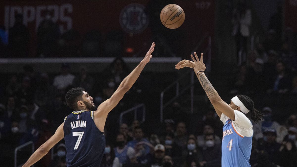 Santi Aldama brilla en la victoria de Memphis ante los Suns Santi Aldama brilla en la victoria de Memphis ante los Suns