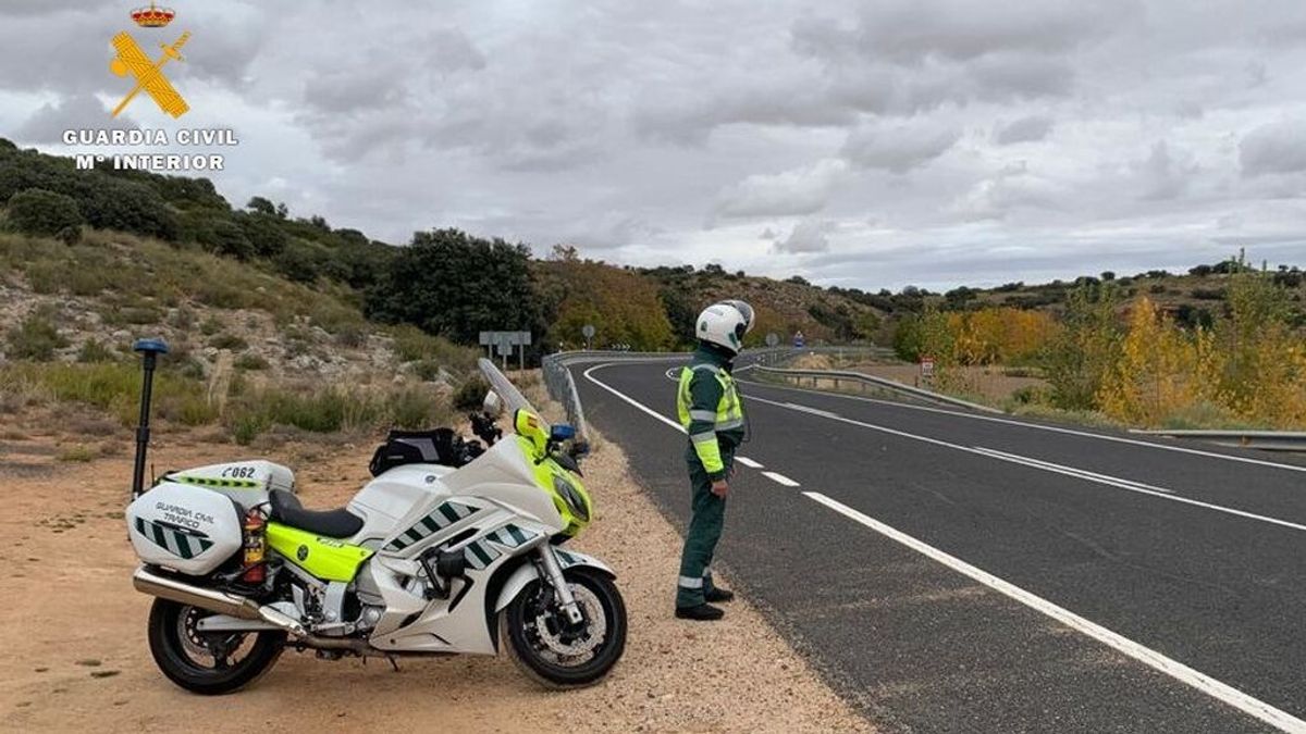 Prisión para un conductor kamikaze que invadió el carril contrario en una persecución policial en Albuñol, Granada Prisión para un conductor kamikaze que invadió el carril contrario en una persecución policial en Albuñol, Granada