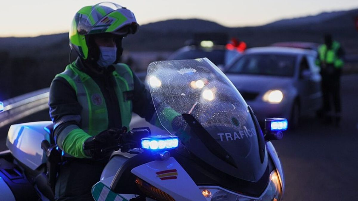 Un muerto y tres heridos en un accidente entre un coche y una moto en Carratraca, Málaga