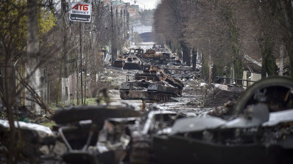 lindados rusos destruidos por artillería ucraniana en la región de Kiev