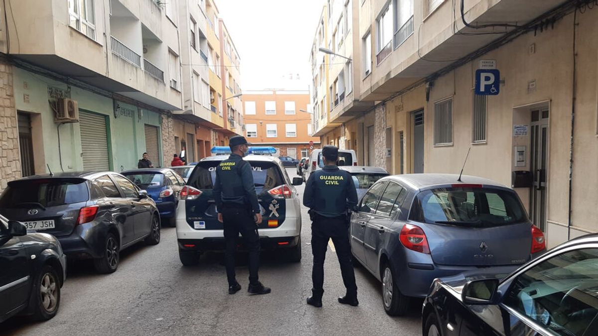 La tía del menor asesinado por su padre: "Si hubiéramos sabido que quería hacerle daño no le habríamos dejado verlo" La tía del menor asesinado por su padre: "Si hubiéramos sabido que quería hacerle daño no le habríamos dejado verlo"