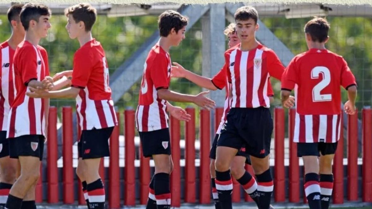 El Athletic Club es elegido por la UEFA como mejor club profesional de fútbol base El Athletic Club es elegido por la UEFA como mejor club profesional de fútbol base
