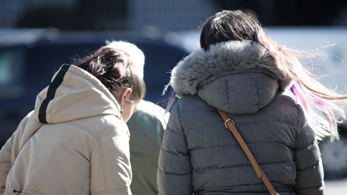 La Universidad de Alicante se niega a encender la calefacción pese a las bajas temperaturas La Universidad de Alicante se niega a encender la calefacción pese a las bajas temperaturas