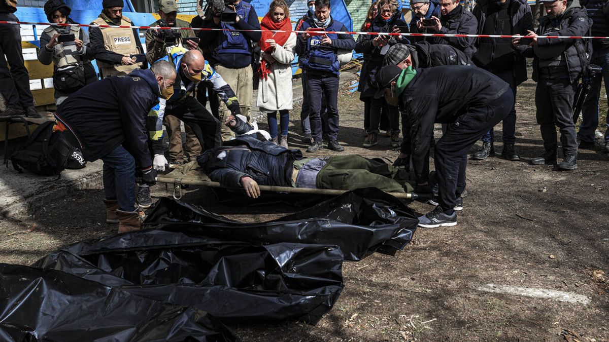 EEUU y la UE preparan más sanciones contra Rusia tras conocerse la matanza de civiles en Bucha EEUU y la UE preparan más sanciones contra Rusia tras conocerse la matanza de civiles en Bucha