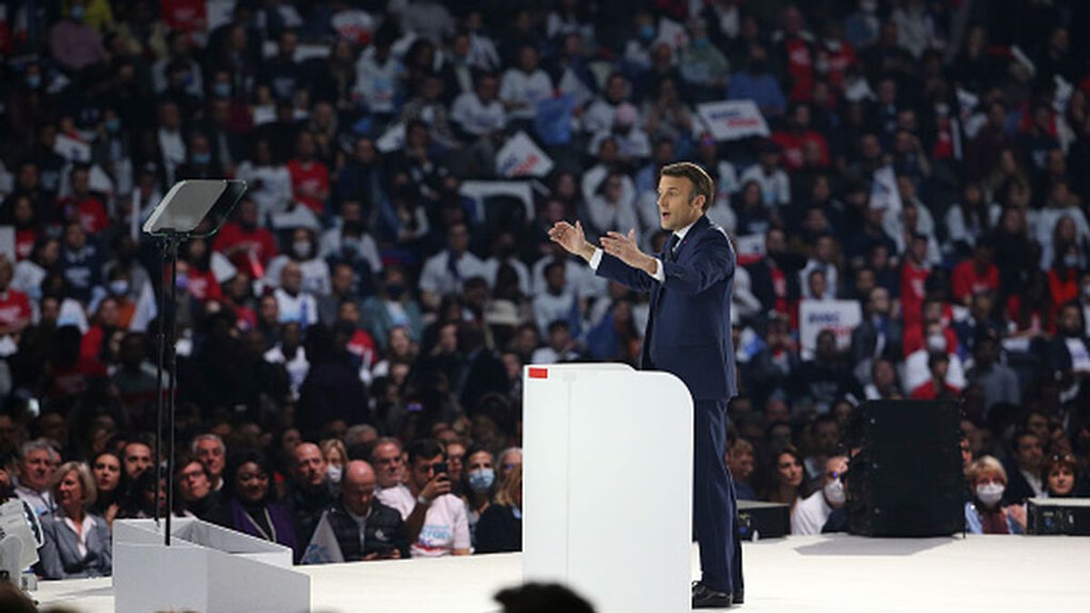 Macron entra en la última semana antes de la primera vuelta Macron entra en la última semana antes de la primera vuelta