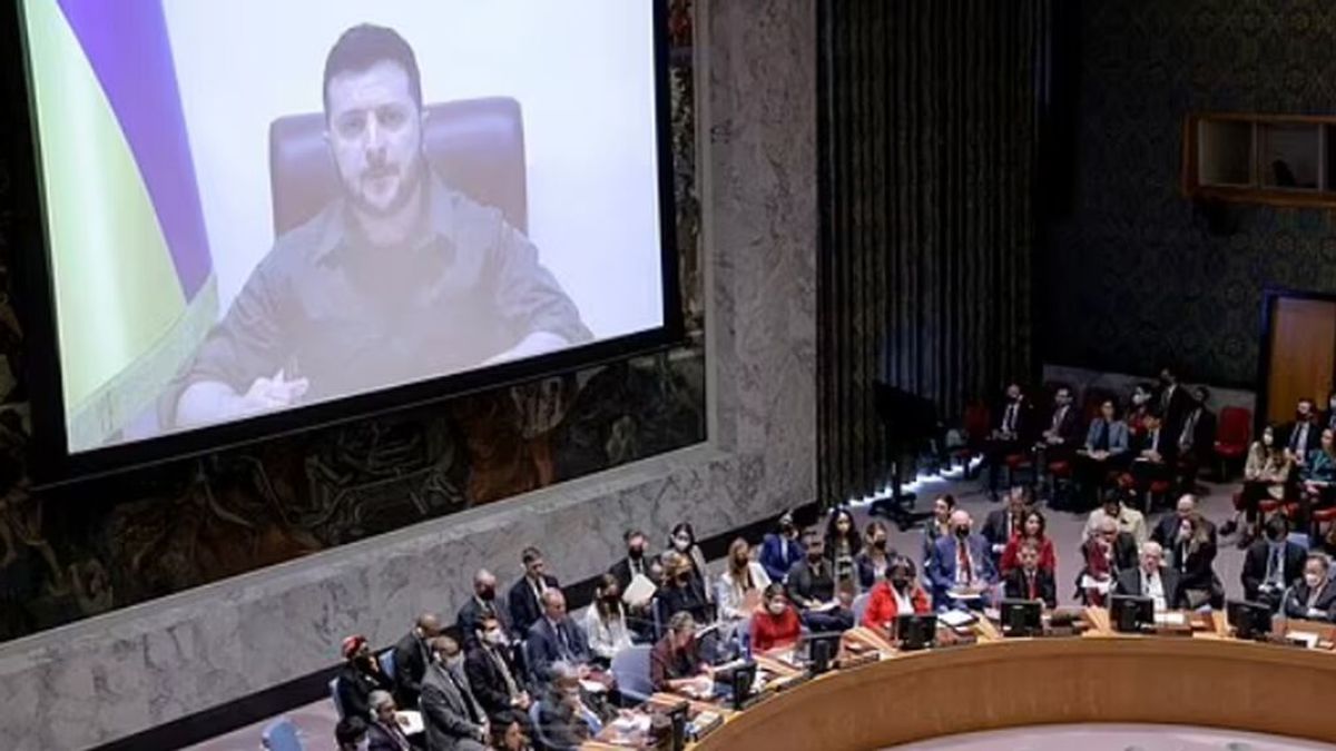 Zelenski compara en la ONU a Rusia con el ISISel