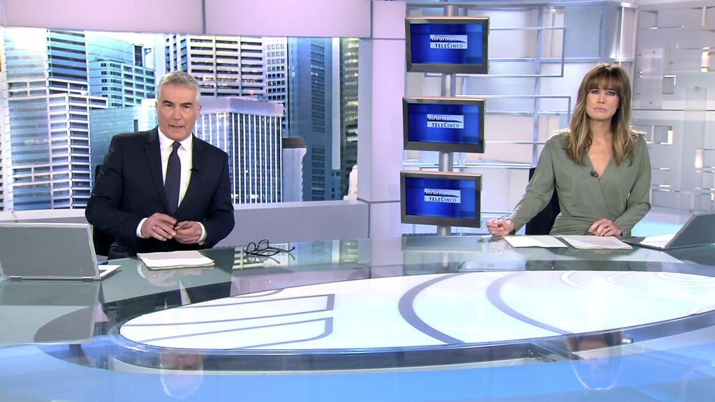 Con David Cantero e Isabel Jiménez Informativos Telecinco 2022 Mediodía 05/04/2022