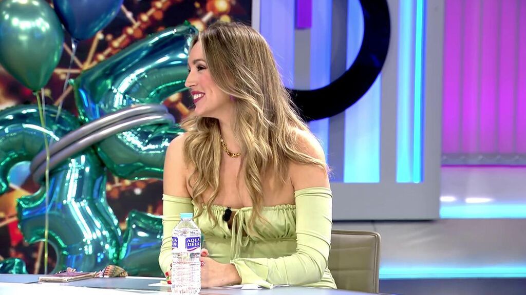 Marta Riesco miente a Sonsoles Ónega sobre su edad