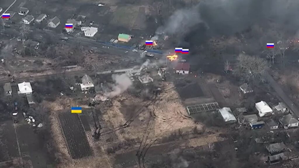 El ataque de un solitario tanque ucraniano a un convoy militar ruso que se ha hecho viral